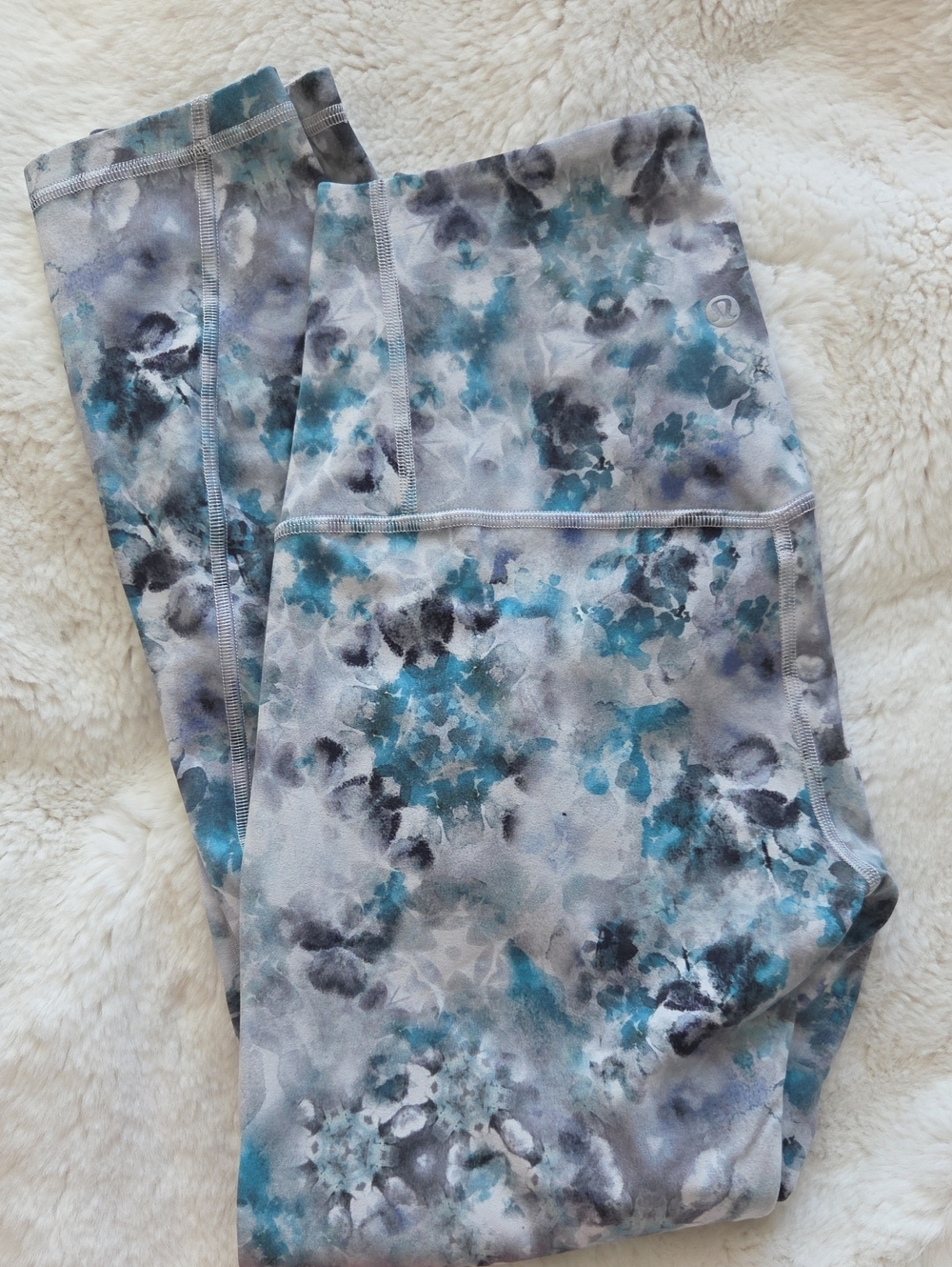 lululemon athletica Teal & Gray Watercolor Print Leggings